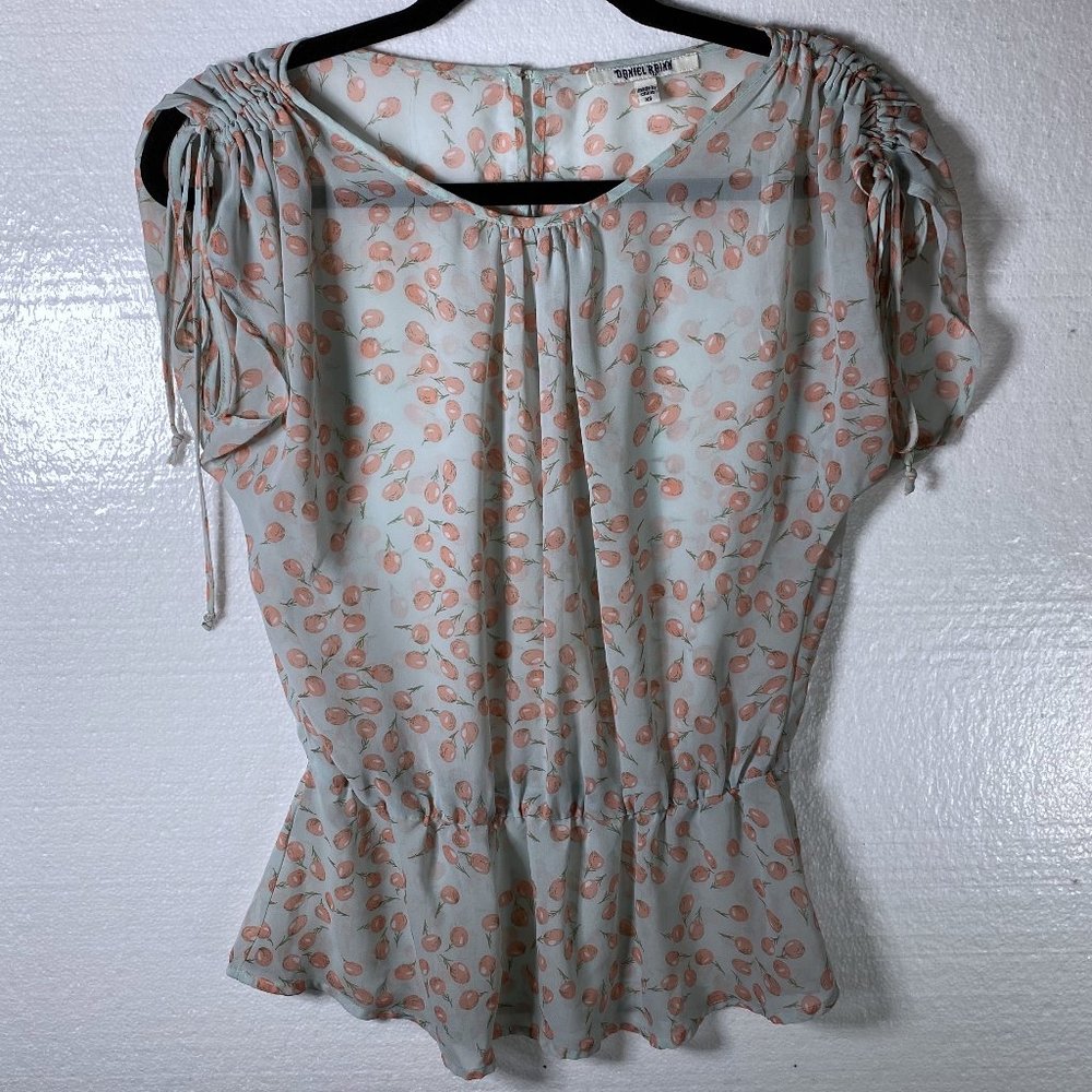 Daniel Rainn Sz XS Cherry Novelty Print Peplum Top
